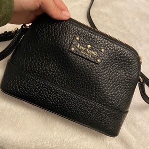 Black Kate Spade crossbody purse